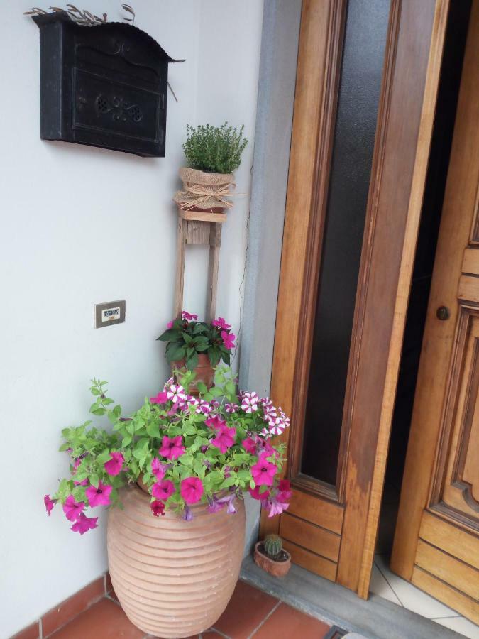 A Casa Di Lavinia Appartement Quarrata Buitenkant foto